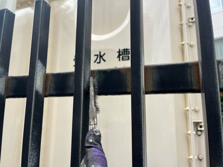 受水槽鉄柵塗装 ~ケレン~