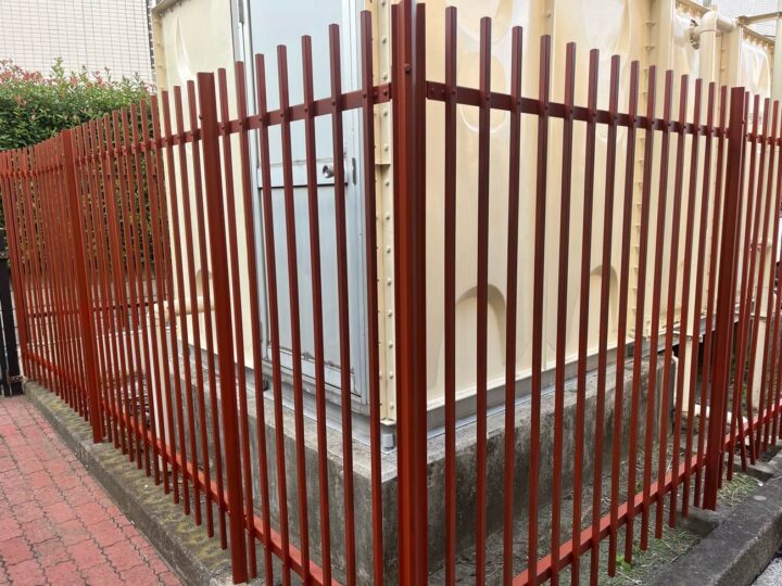 受水槽鉄柵塗装 ~サビ止め~