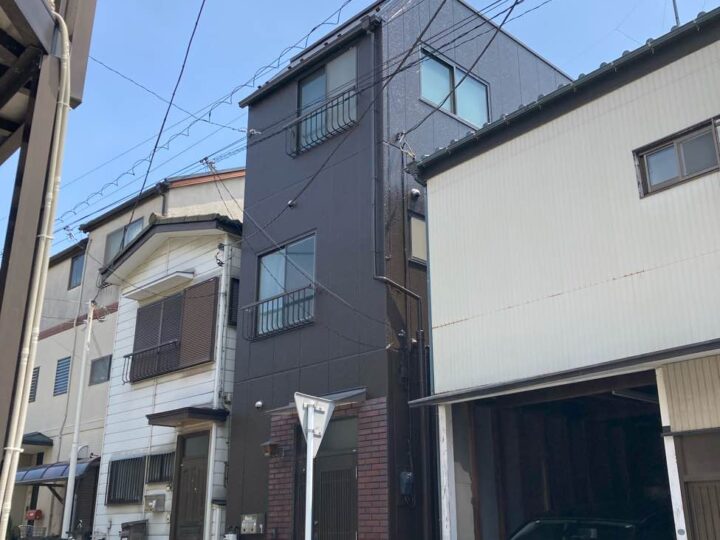 【横浜市鶴見区】H様邸 外壁・基礎修繕、防水、屋根【RSルーフマイルド】・外壁【RSシルバーグロスSi】塗装工事