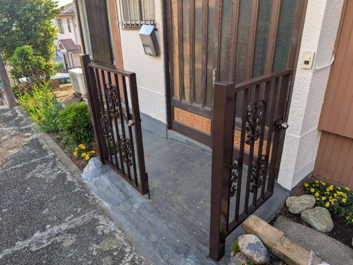 【横浜市区鶴見区】Ｅ様邸　外壁【セミフロンスーパーアクアⅡ／RSシルバーマットSi】塗装工事